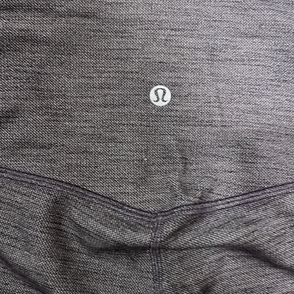 Lululemon grey leggings 7/8 - Picture 2 of 3